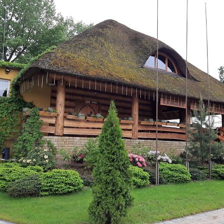 Готель Pod Koziorozcami Trzebiechow Екстер'єр фото